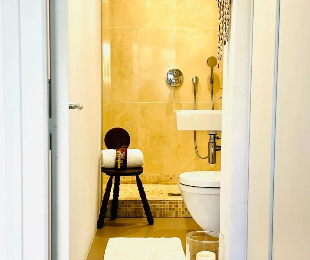 Private Room With Balcony Saint-Tropez 0*,  France